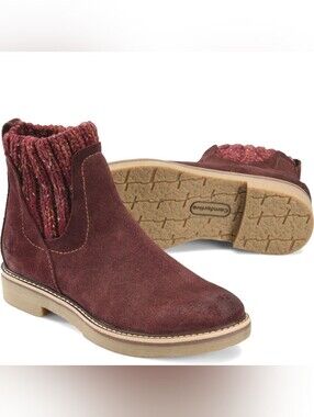 Women's Comfortiva Maroon Knit-Trim Suede Ankle Boots Size 8 1/2